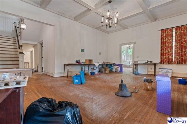 521 W Pine St, Florence, SC 29501