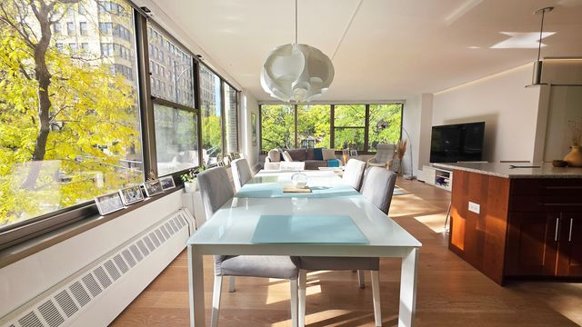 360 W Wellington Avenue 2B, Chicago, IL 60657