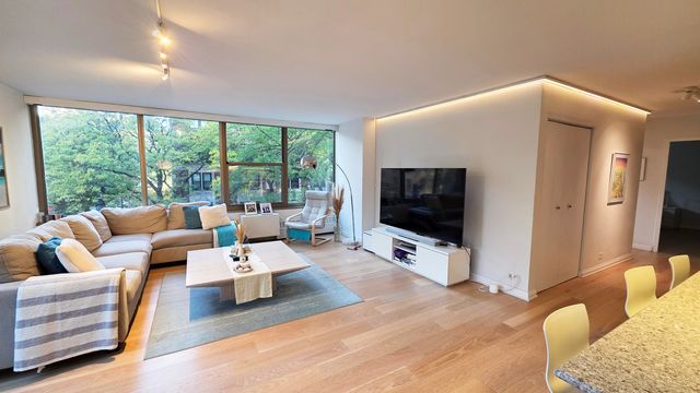 360 W Wellington Avenue 2B, Chicago, IL 60657