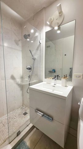 360 W Wellington Avenue 2B, Chicago, IL 60657