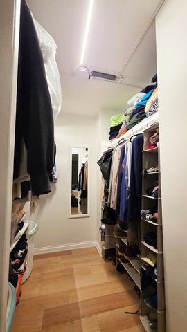 360 W Wellington Avenue 2B, Chicago, IL 60657