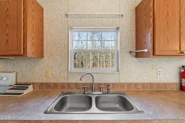 3348 Nc 54, Haw River, NC 27258