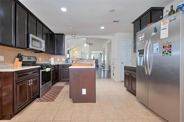 3327 Bluebird Park Lane, Humble, TX 77338