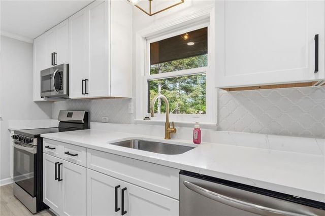 2128 N Jefferson Street NE, Milledgeville, GA 31061