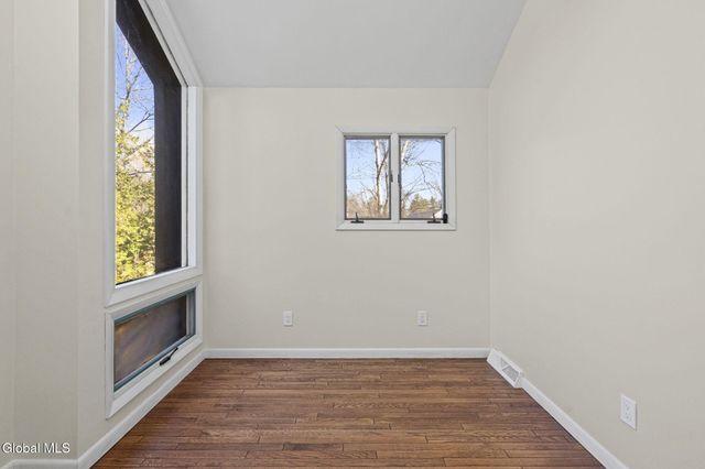 27 Honeysuckle Lane, Queensbury, NY 12845