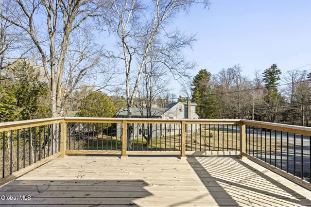27 Honeysuckle Lane, Queensbury, NY 12845