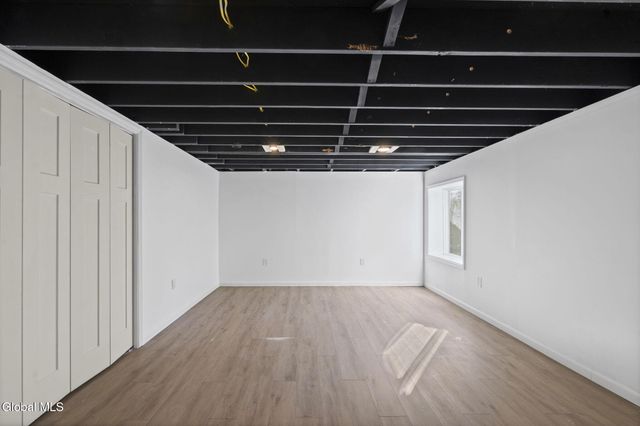 27 Honeysuckle Lane, Queensbury, NY 12845