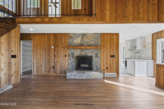 27 Honeysuckle Lane, Queensbury, NY 12845