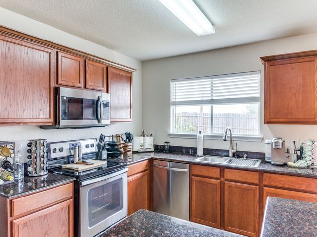 7128 Bannock Drive, Fort Worth, TX 76179