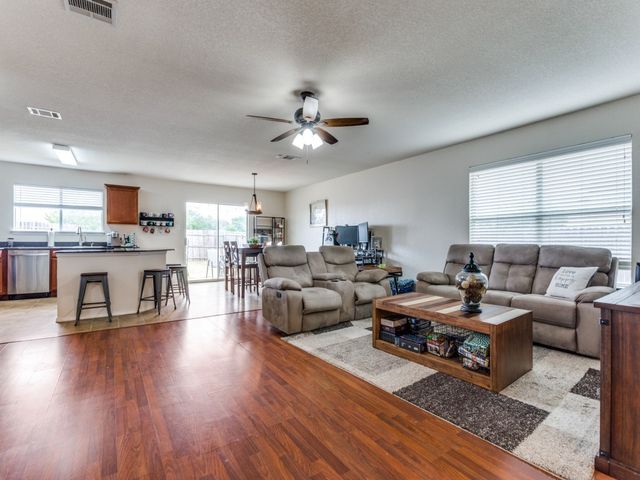 7128 Bannock Drive, Fort Worth, TX 76179
