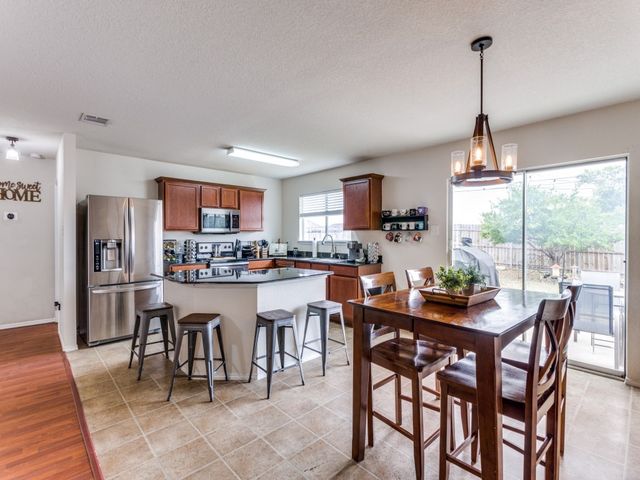 7128 Bannock Drive, Fort Worth, TX 76179