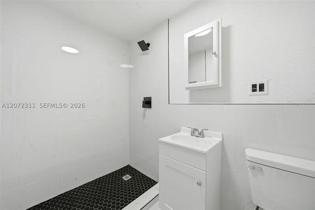 399 NW 98th St 399, Miami, FL 33150