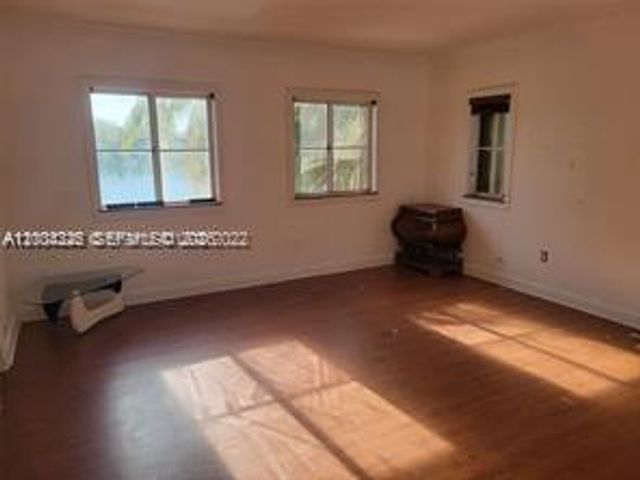 2614 NE 41st Rd, Homestead, FL 33033