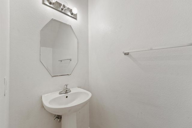 19118 Milloak Drive, Humble, TX 77346