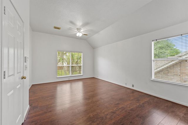 19118 Milloak Drive, Humble, TX 77346