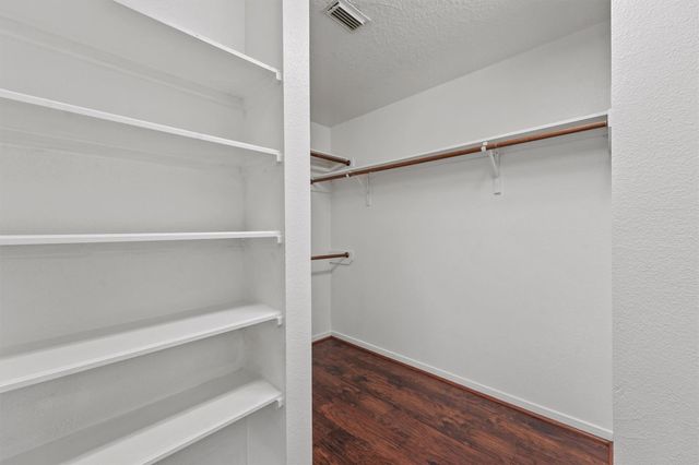 19118 Milloak Drive, Humble, TX 77346