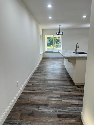 1816 S Caesar Avenue, Fresno, CA 93727