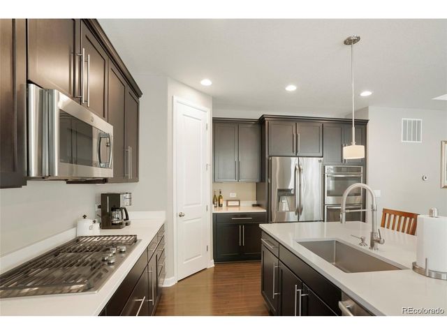 6053 Clover Ridge Cir, Castle Rock, CO 80104