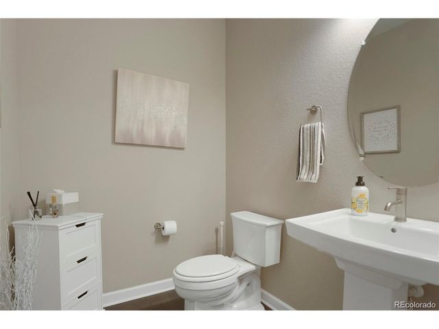 6053 Clover Ridge Cir, Castle Rock, CO 80104