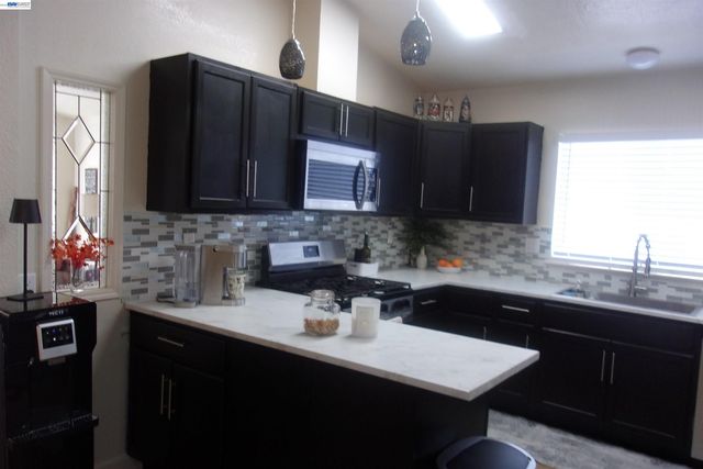 1840 Paris Lane 61, Antioch, CA 94509
