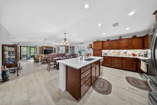 184 Mediterranean Boulevard N, Port St. Lucie, Port St Lucie, FL 34952