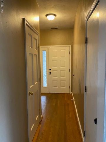 2312 Paragon CT, Virginia Beach, VA 23455