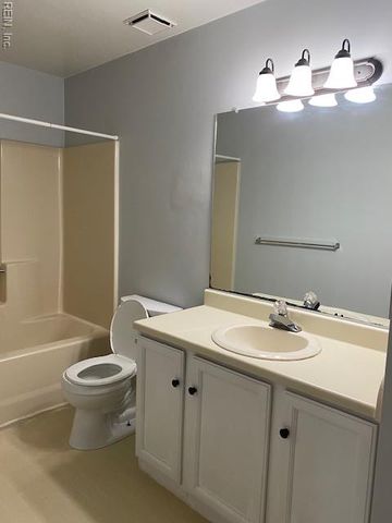 2312 Paragon CT, Virginia Beach, VA 23455