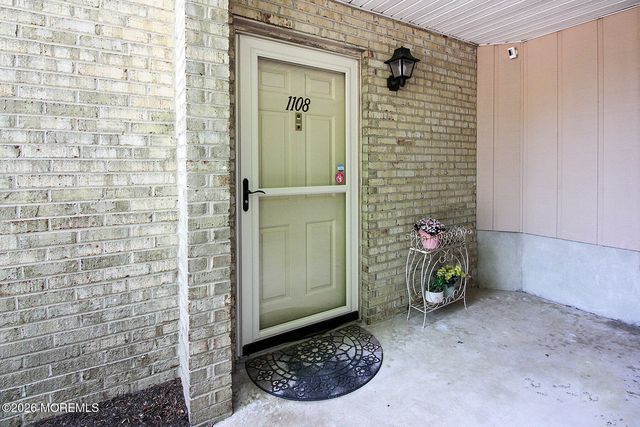 1108 Wellington Place, Matawan, NJ 07747
