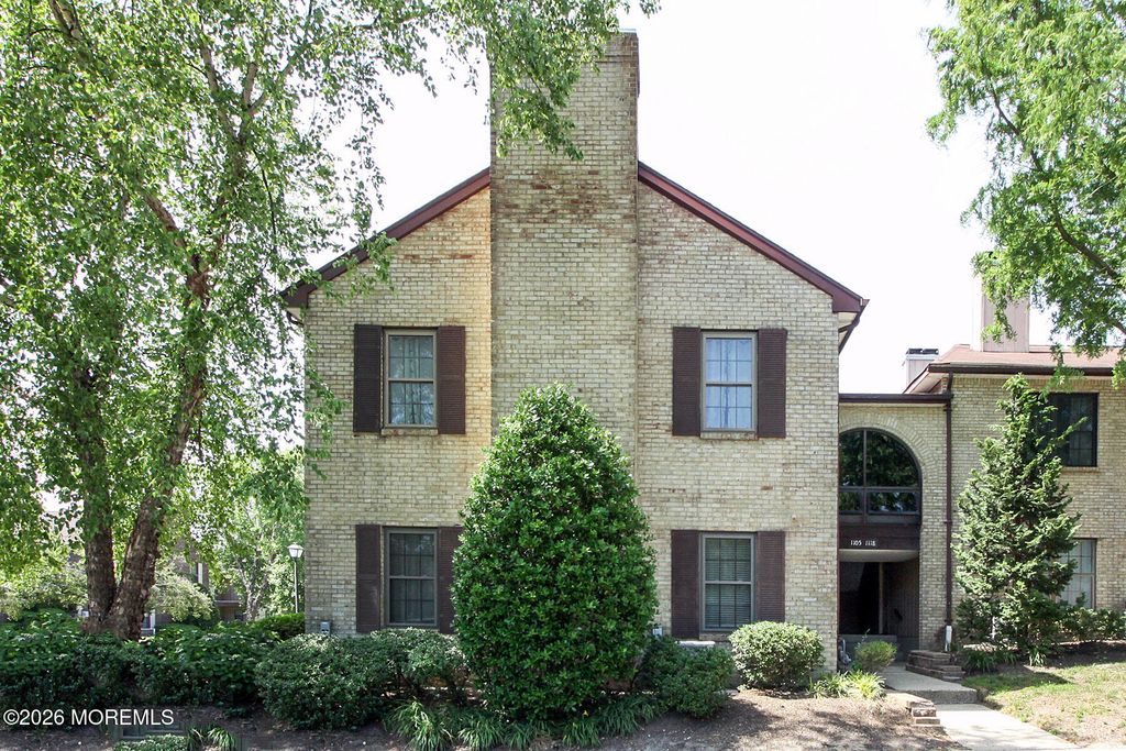 1108 Wellington Place, Matawan, NJ 07747