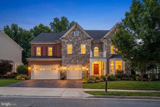 19219 BURNT BRIDGE DR, Leesburg, VA 20176