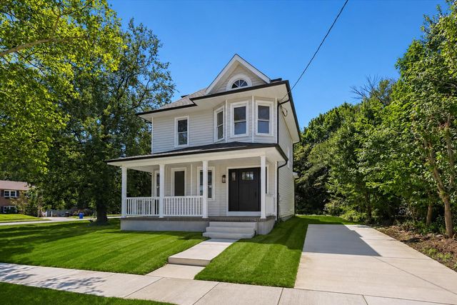 302 W WASHINGTON AVE, Magnolia, NJ 08049