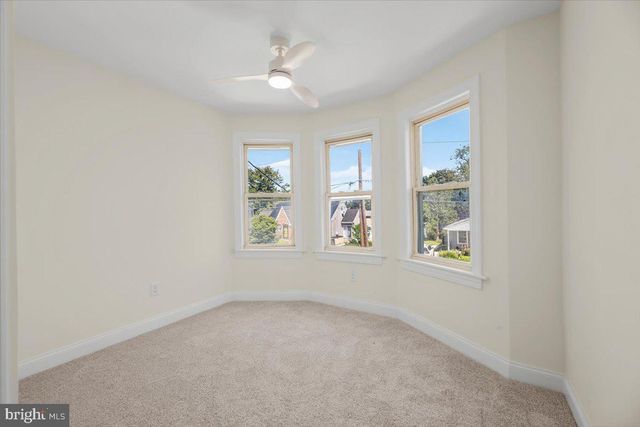 302 W WASHINGTON AVE, Magnolia, NJ 08049