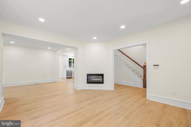 302 W WASHINGTON AVE, Magnolia, NJ 08049