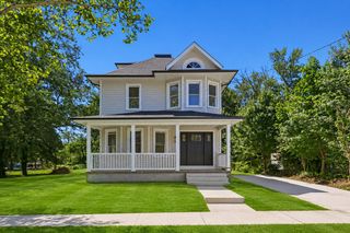 302 W WASHINGTON AVE, Magnolia, NJ 08049