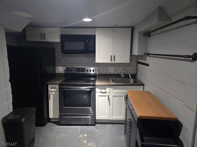 197 Woodside Ave, Newark City, NJ 07104