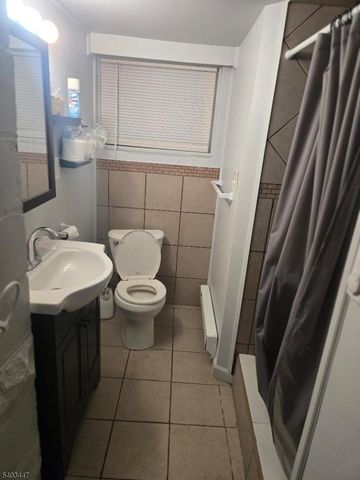 197 Woodside Ave, Newark City, NJ 07104