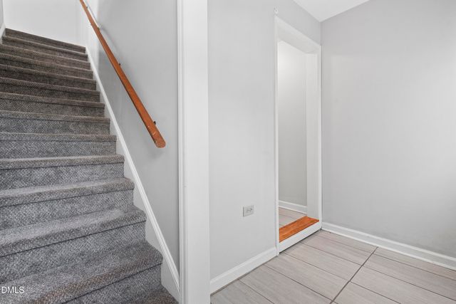 2713 Moorsfield Court, Raleigh, NC 27604