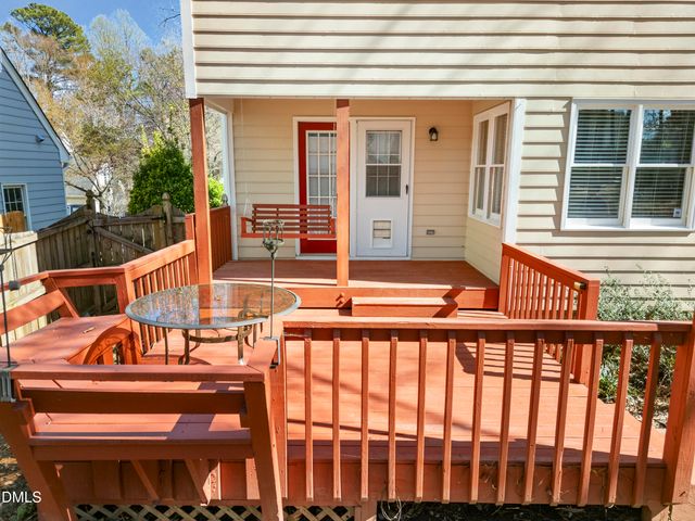 2713 Moorsfield Court, Raleigh, NC 27604