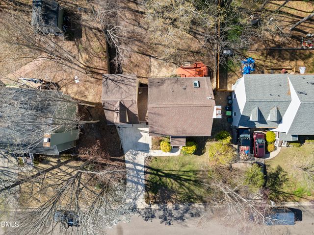 2713 Moorsfield Court, Raleigh, NC 27604