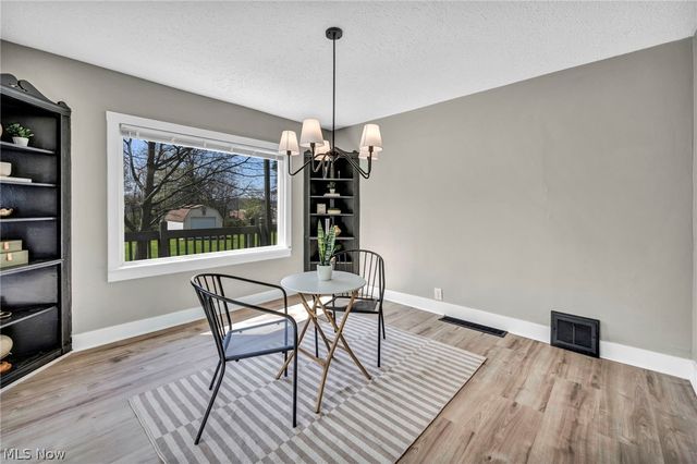 375 Hillside Road, Seven Hills, OH 44131