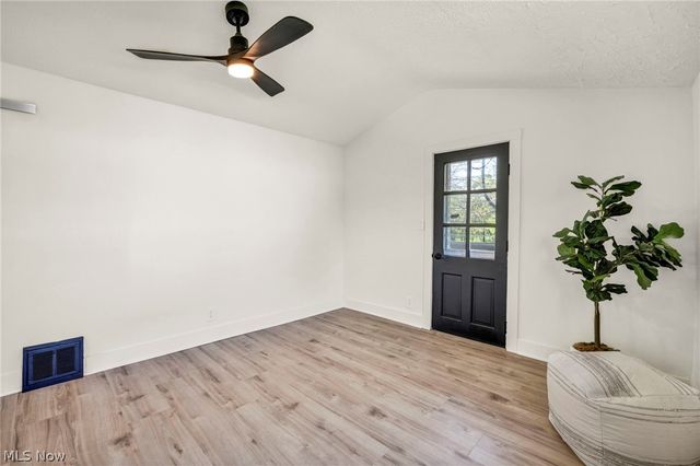 375 Hillside Road, Seven Hills, OH 44131