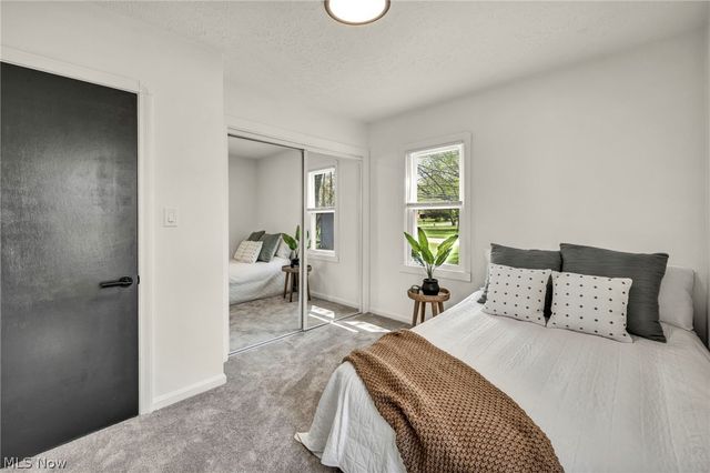 375 Hillside Road, Seven Hills, OH 44131