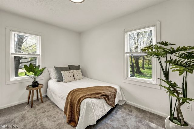 375 Hillside Road, Seven Hills, OH 44131