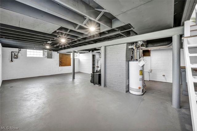 375 Hillside Road, Seven Hills, OH 44131