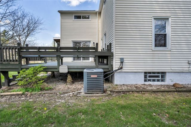 375 Hillside Road, Seven Hills, OH 44131