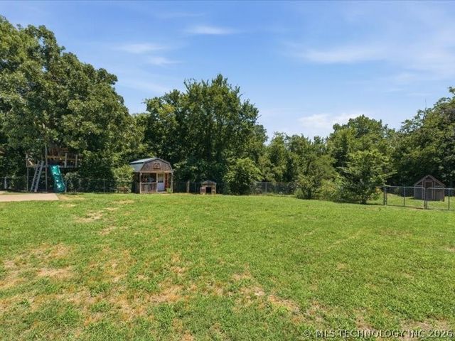 7024 W Canyon Road, Tulsa, OK 74131