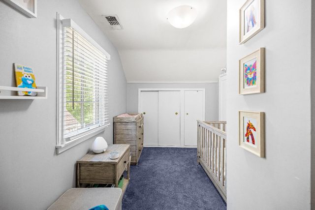 2616 Land Park Dr, Sacramento, CA 95818