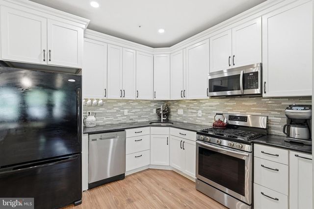 13513 GIANT CT, Germantown, MD 20874