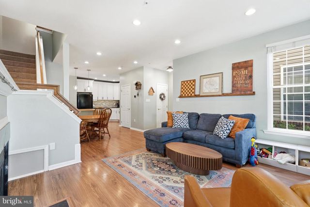 13513 GIANT CT, Germantown, MD 20874