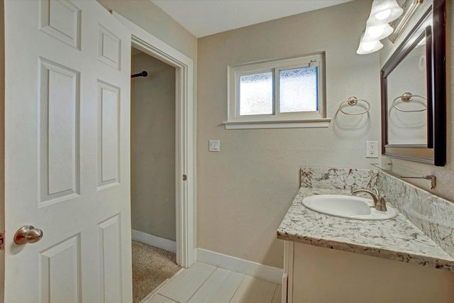 7966 Sunset Ave., Fair Oaks, CA 95628